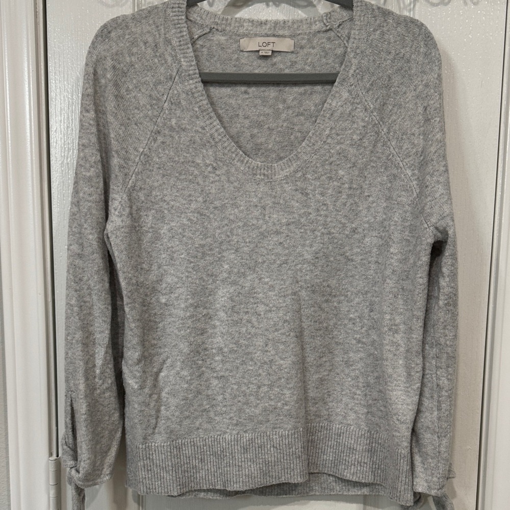 LOFT Heather Gray Knit Pullover